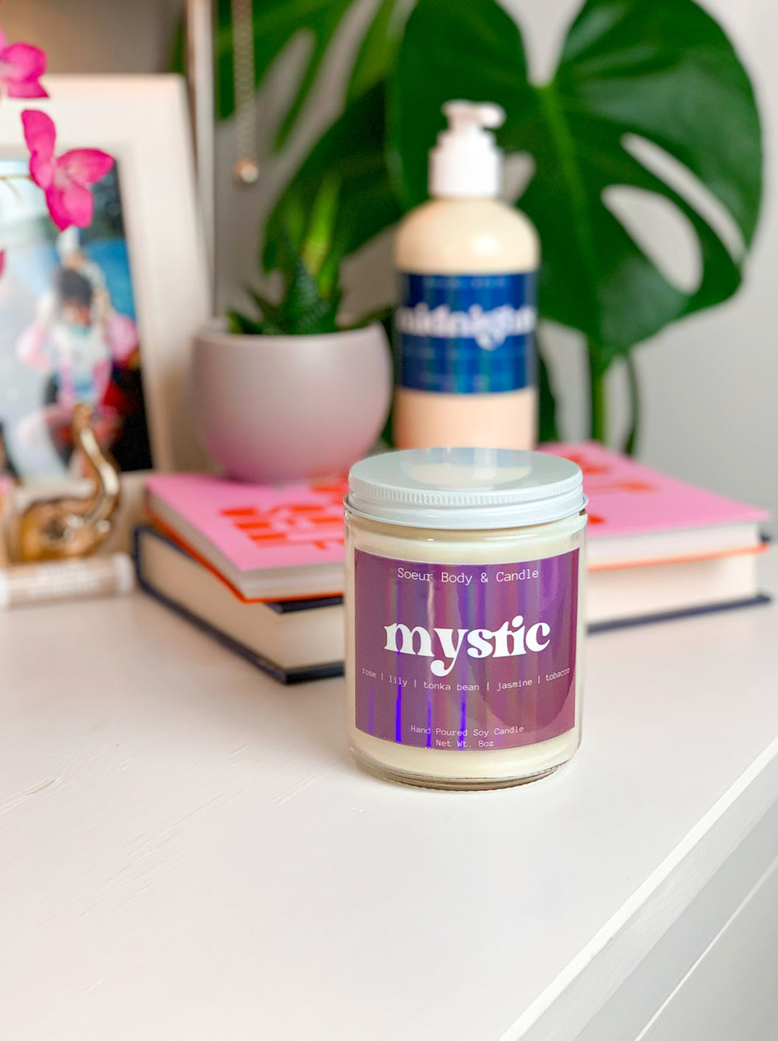 Mystic Soy Candle (rose, lily, tonka bean, jasmine, tobacco)
